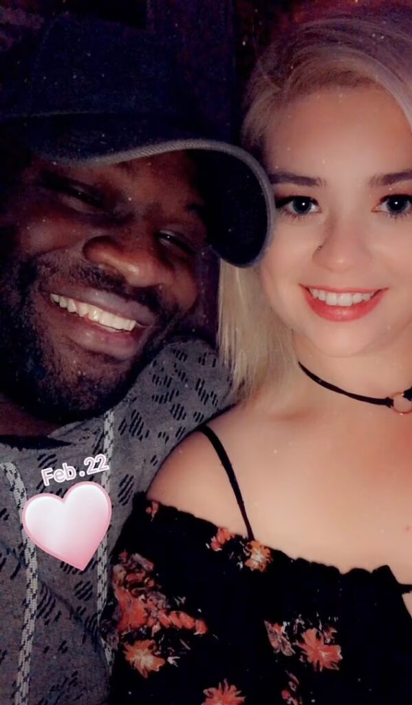 Pregnant polyamorous mom, 28, insists dating multiple partners