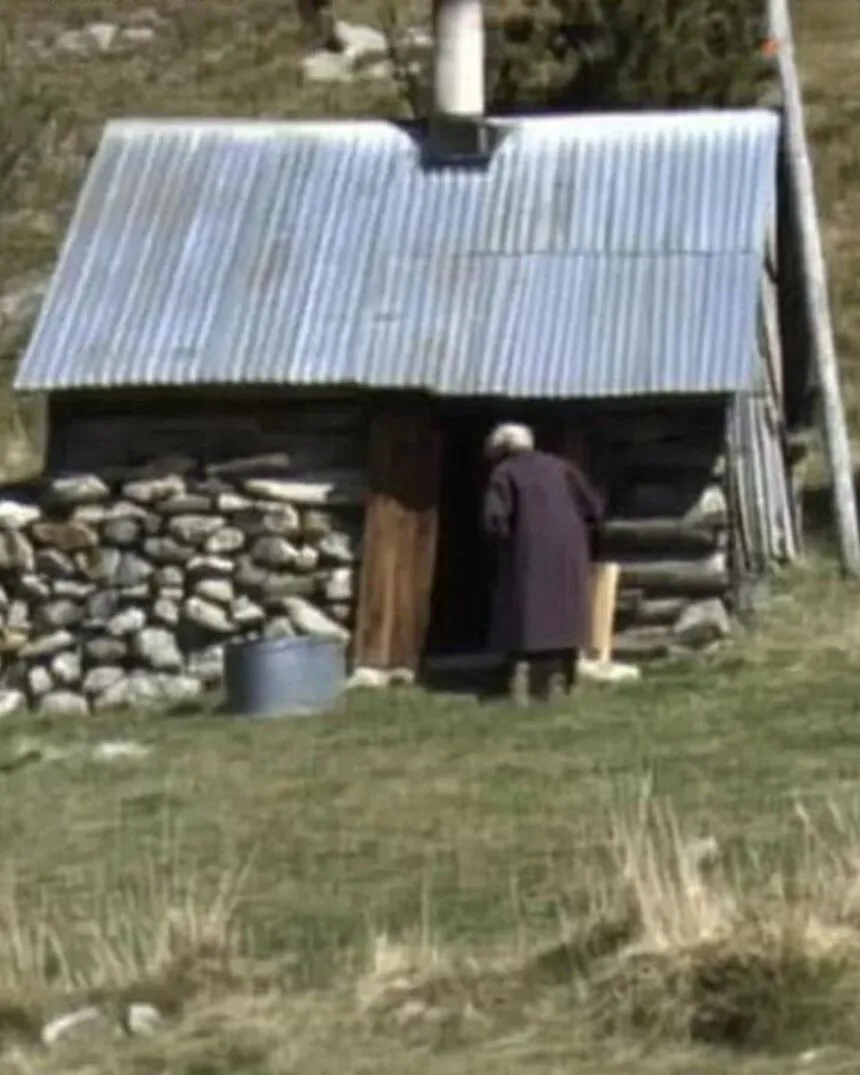 My Elderly Neighbor Visited an Old Shack Every Day at the Same Time – I Almost Fainted When I Peered Inside One Day.