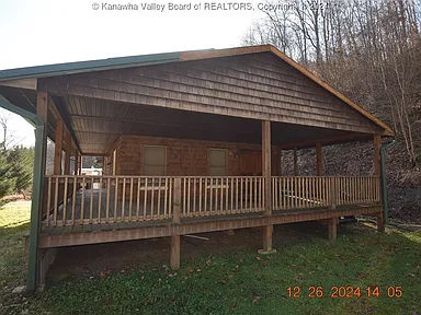 Charming Country Retreat with Endless Potential