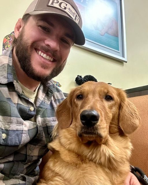 I BROUGHT HIM TO THE VET FOR A CHECKUP — AND LEFT WITH A QUESTION I WASN’T READY TO FACE. 1 Usa People I BROUGHT HIM TO THE VET FOR A CHECKUP — AND LEFT WITH A QUESTION I WASN’T READY TO FACE.