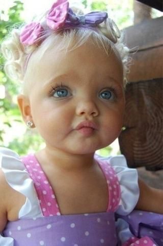 A girl looking like a doll: What this adorable girl looks like after 9 years 1 Usa People A girl looking like a doll: What this adorable girl looks like after 9 years
