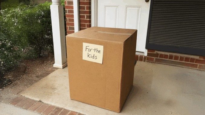 My Husband’s Ex Left a Box on Our Porch ‘For the Kids’ on Mother’s Day—But What I Found Inside Made Me Freeze