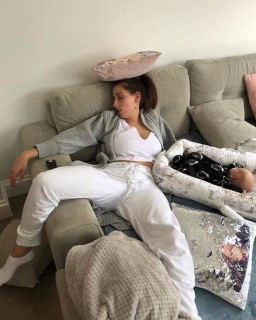 Voici ma belle-fille, et je n'aurais jamais pensé la défendre jusqu'à ce jour. 1 Usa People Voici ma belle-fille, et je n'aurais jamais pensé la défendre jusqu'à ce jour.