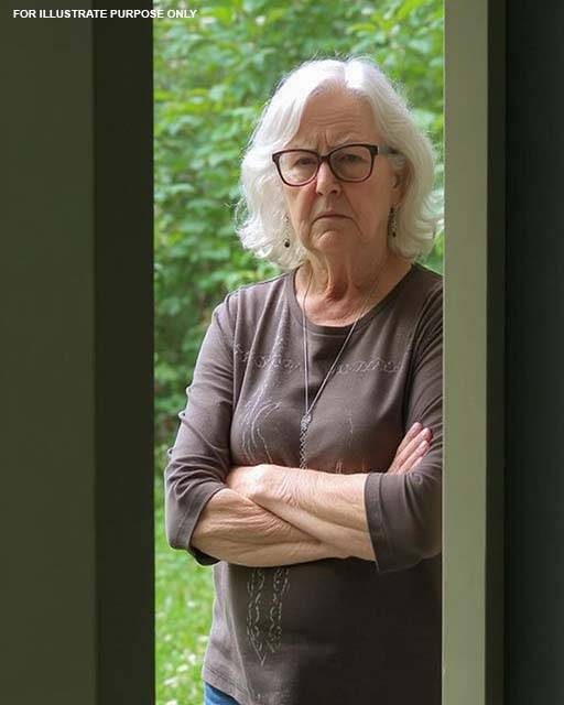 Old Neighbor Demanded to See My Grandma’s Will — When I Refused, She Wouldn’t Leave My Porch 1 Usa People Old Neighbor Demanded to See My Grandma’s Will — When I Refused, She Wouldn’t Leave My Porch